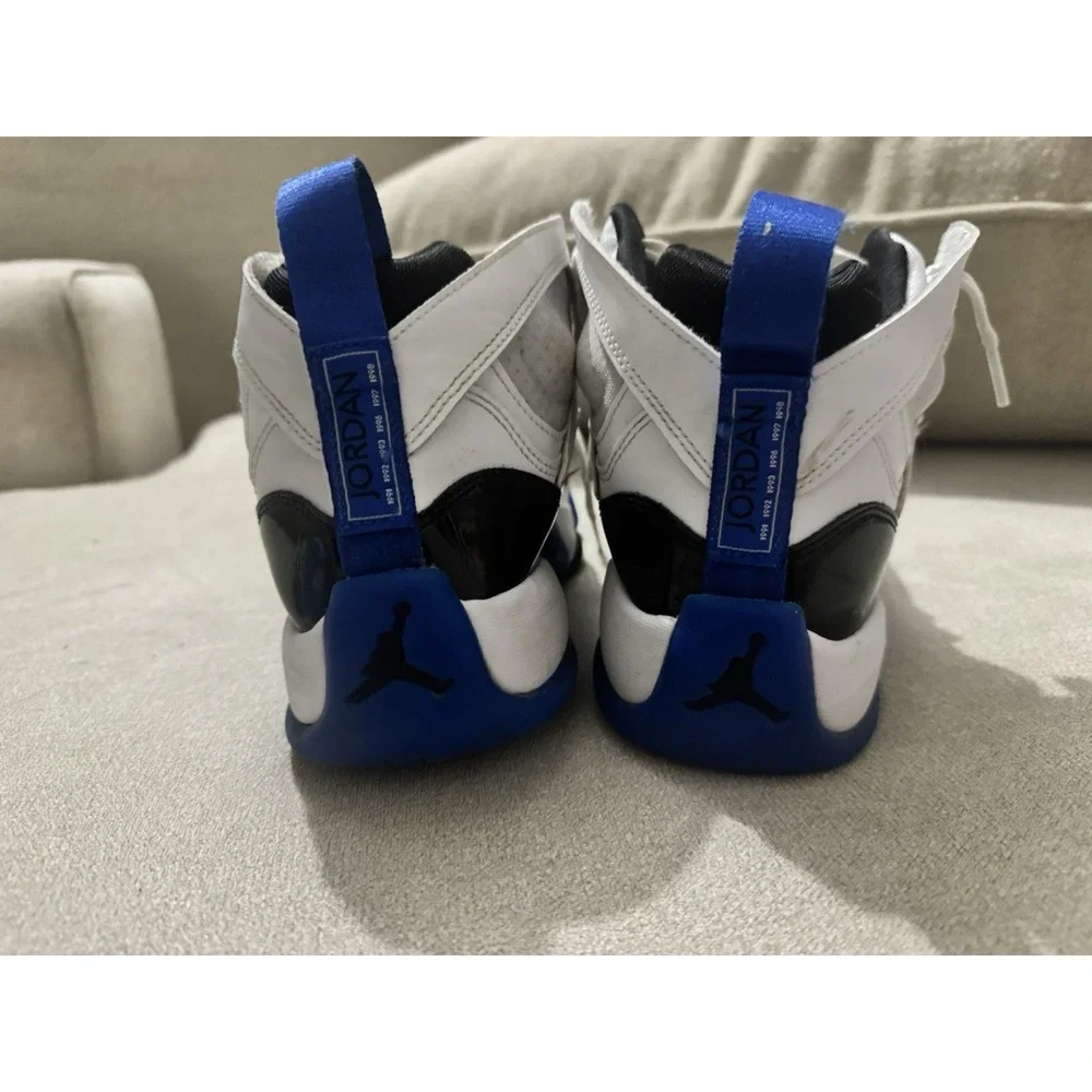 Jordan Jumpman Two Trey 